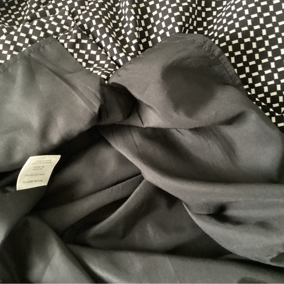 Lila Rose Dress, Size 6 - Picture 5 of 6